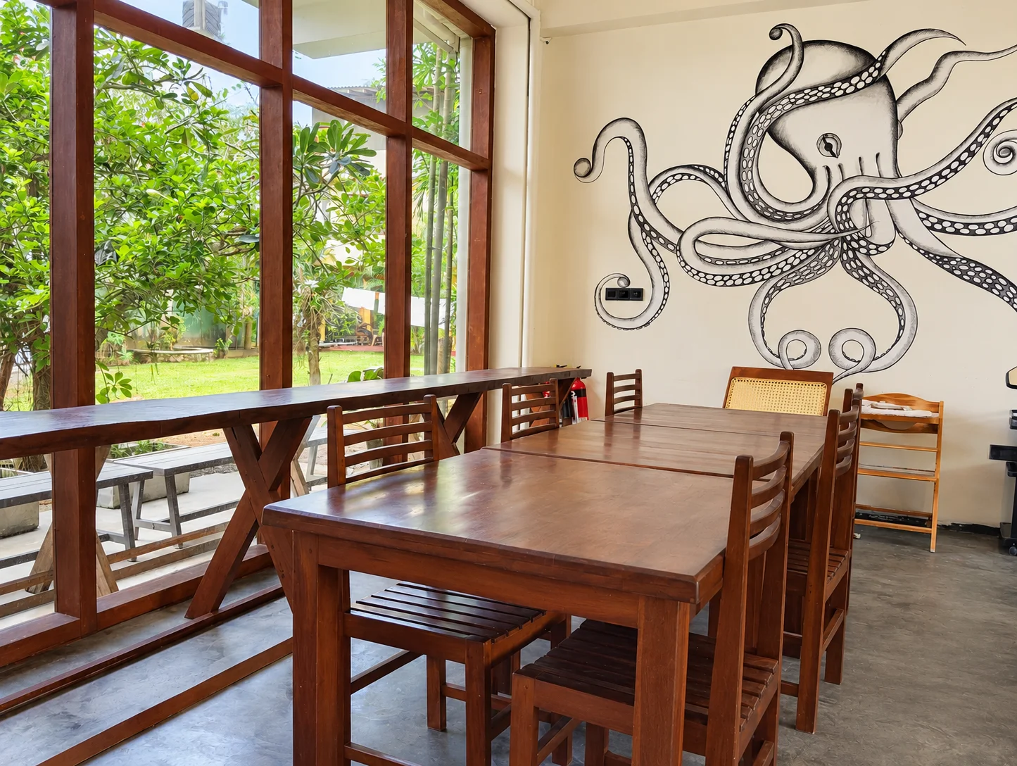Chaaya Inn Dining Room with Garden Views
