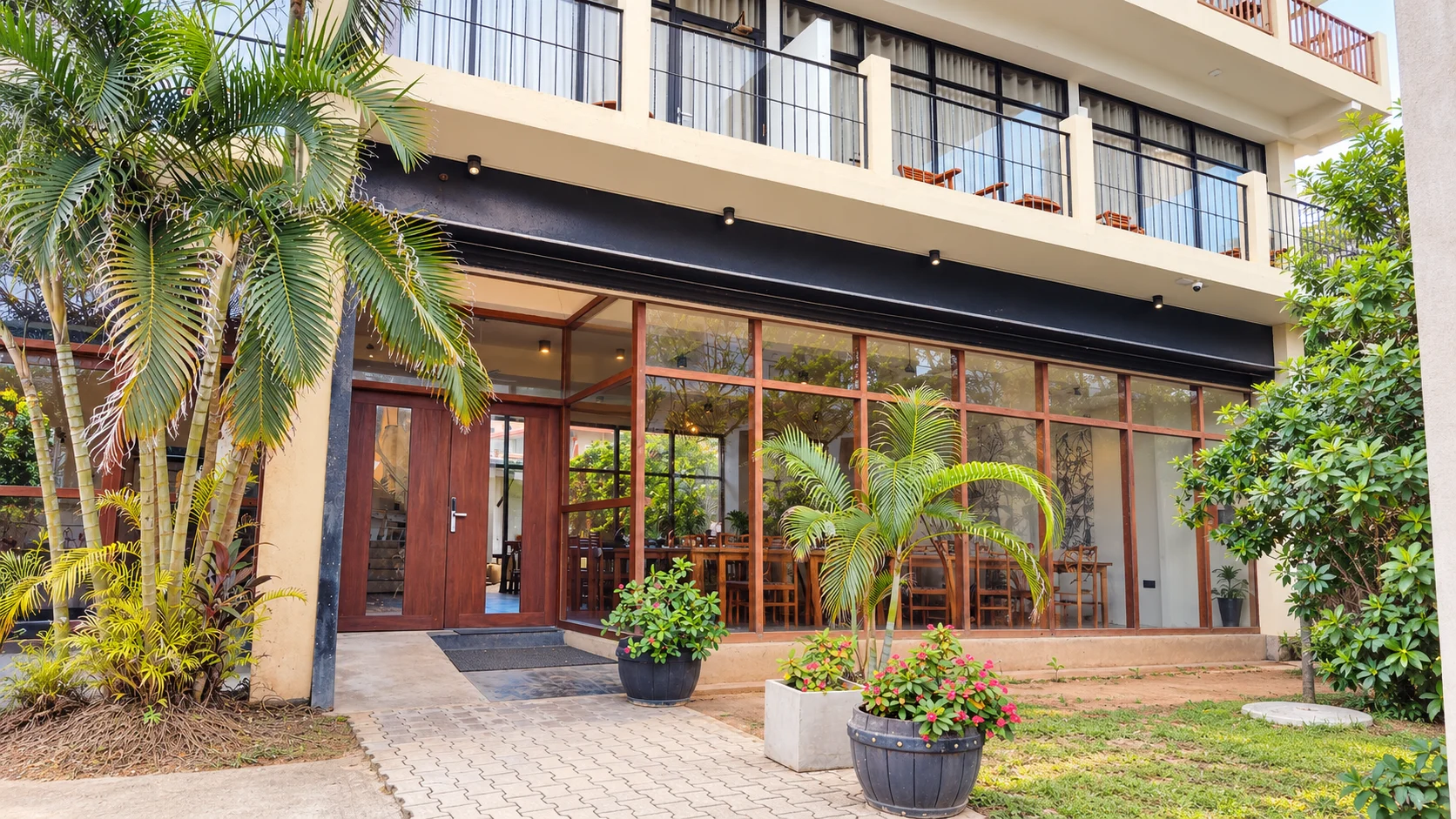 Chaaya Inn Hotel Entrance