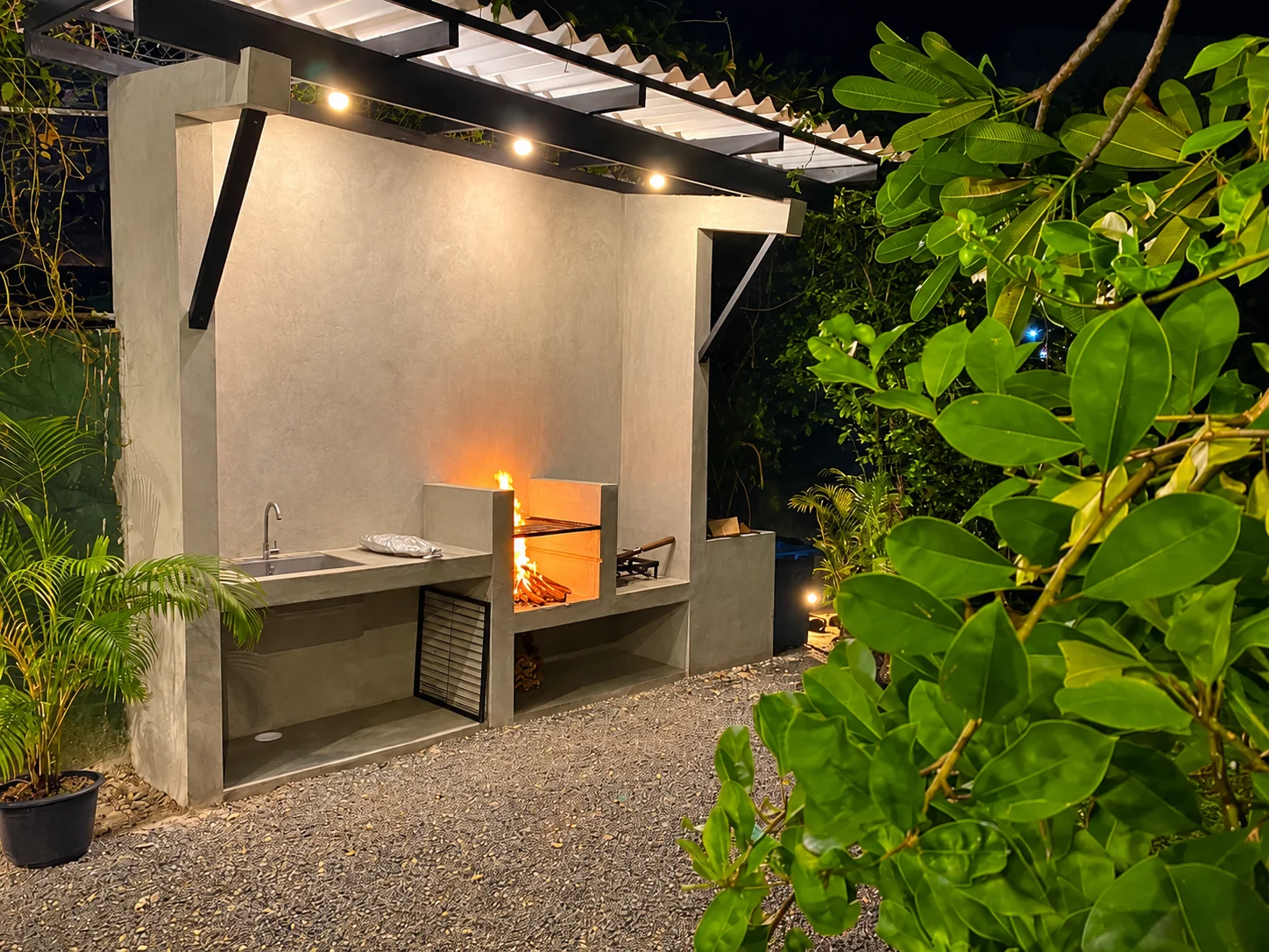 Night barbecue kitchen glow